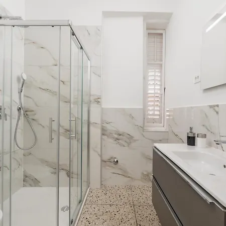 Dana Apartamento