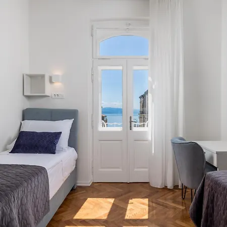 Dana * Opatija
