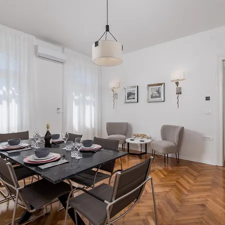 Apartment Dana
