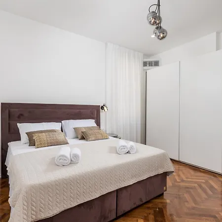 Apartment Dana