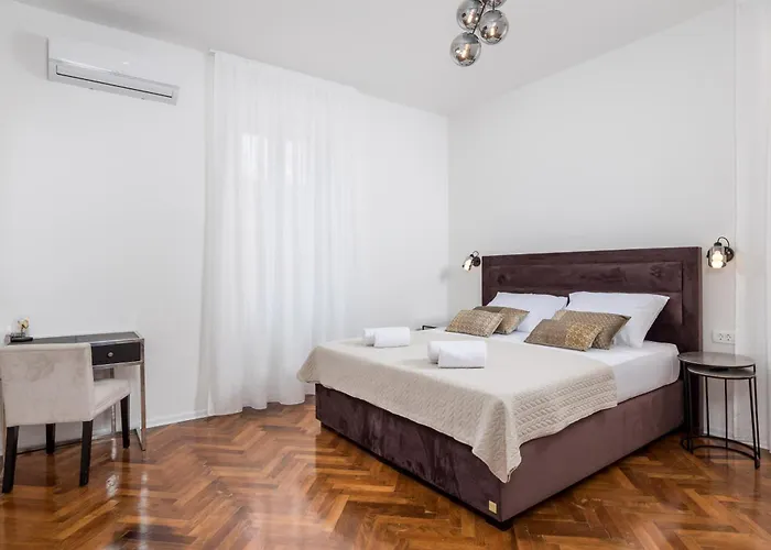 Апартаменты Dana *